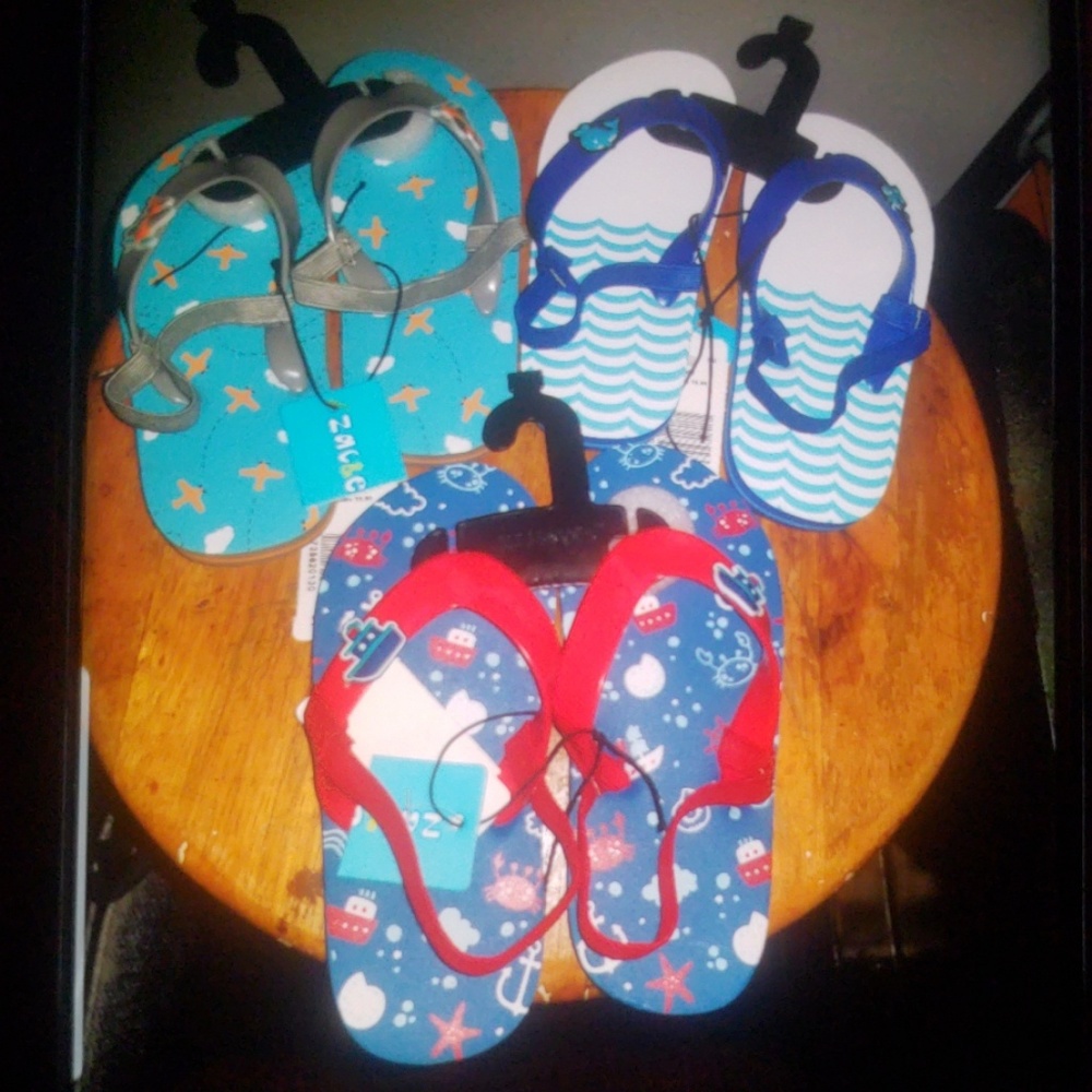 Kids sandals